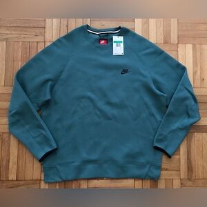 Size XL Mens Nike Sportswear Tech Fleece Sweatshirt Green FB7916-361